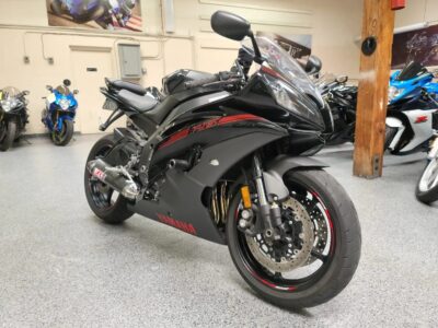 2015 Yamaha R6 RAVEN