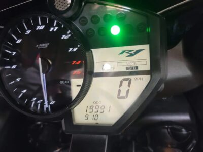 2011 Yamaha R1