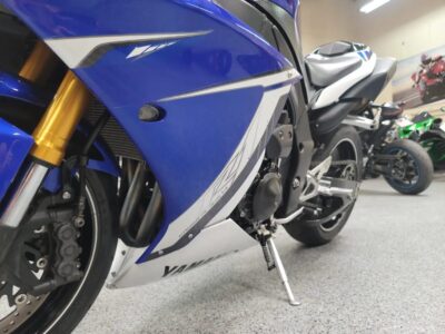 2011 Yamaha R1
