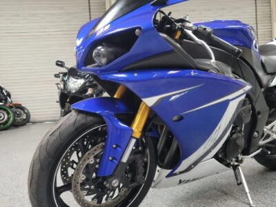 2011 Yamaha R1