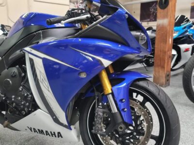 2011 Yamaha R1