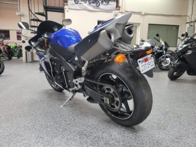 2011 Yamaha R1