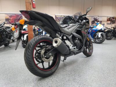 2018 Yamaha R3