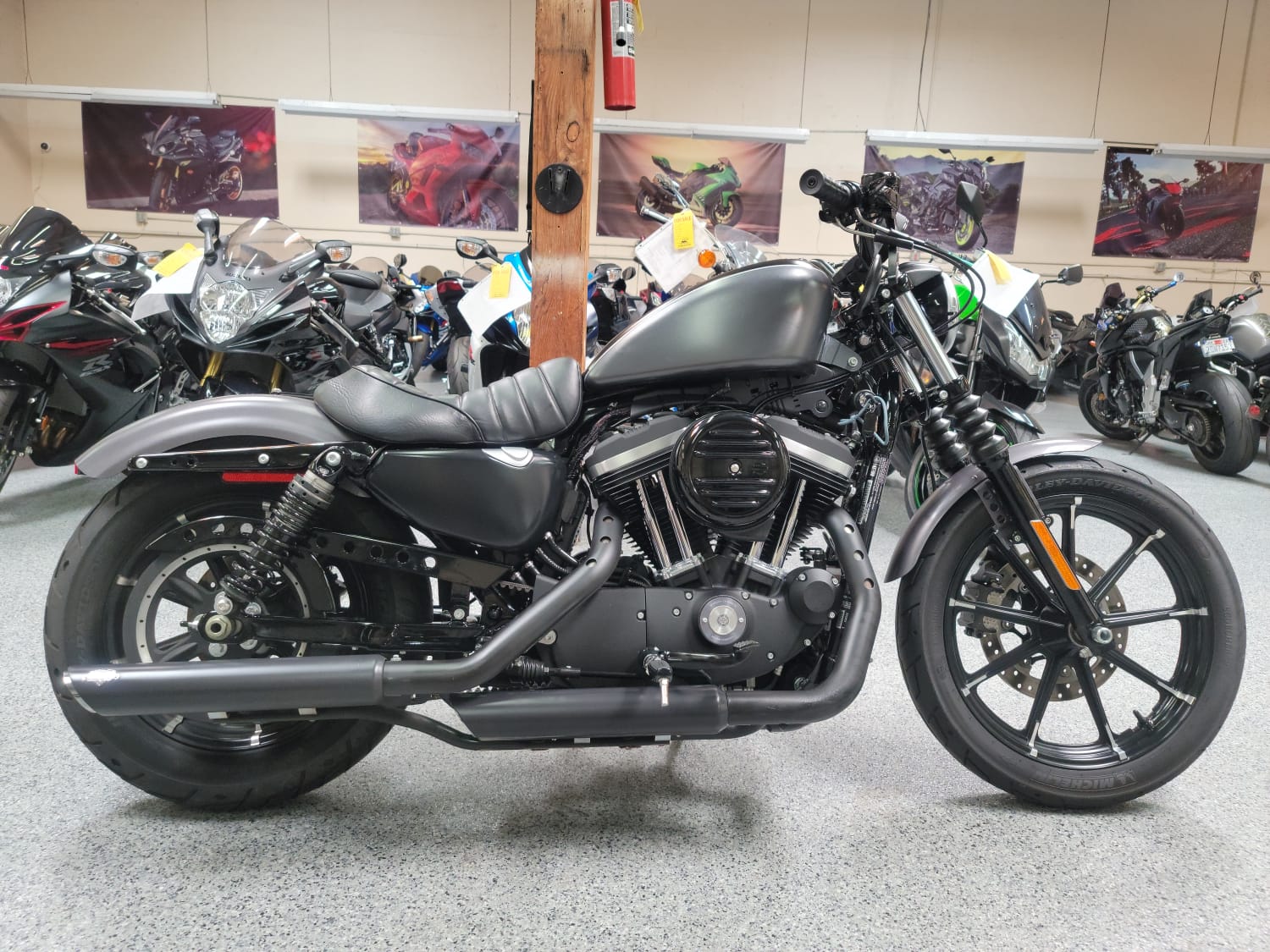 2016 Harley Davidson Sportster 883 Iron - Ak Motors