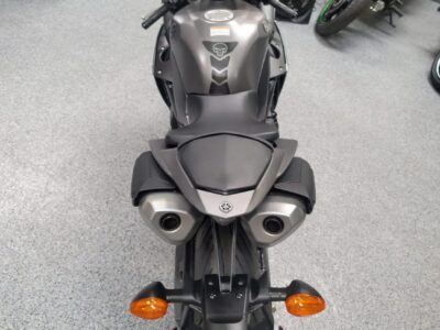 2013 Yamaha R1 Crossplane