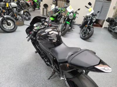 2015 Yamaha R6 RAVEN