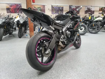 2015 Yamaha R6 RAVEN