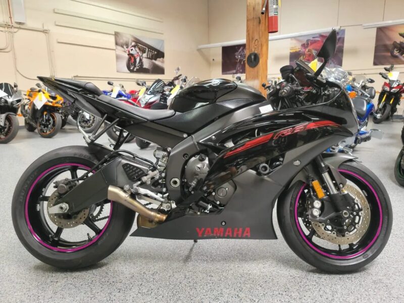 2015 Yamaha R6 RAVEN