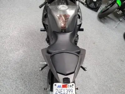 2013 Yamaha R1 Crossplane