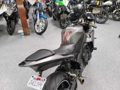 2013 Yamaha R1 Crossplane