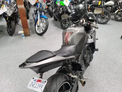2013 Yamaha R1 Crossplane