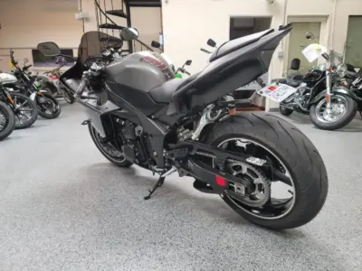 2013 Yamaha R1 Crossplane