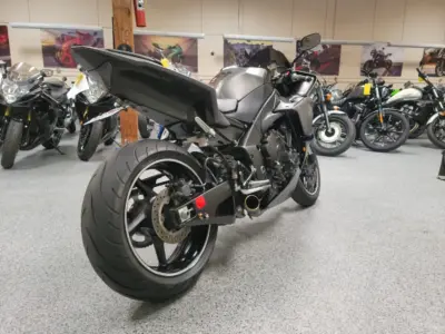 2013 Yamaha R1 Crossplane