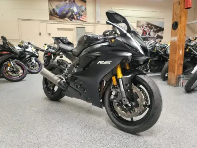 2017 Yamaha R6