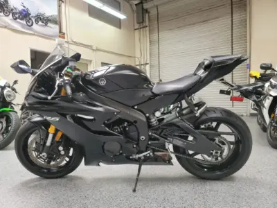 2017 Yamaha R6