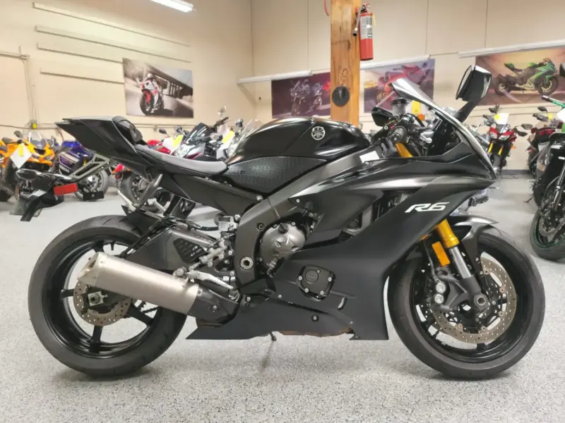 2017 Yamaha R6