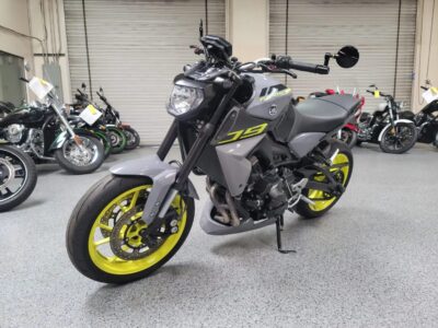 2016 Yamaha FZ09 FZ-09