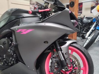 2013 Yamaha R1 Crossplane