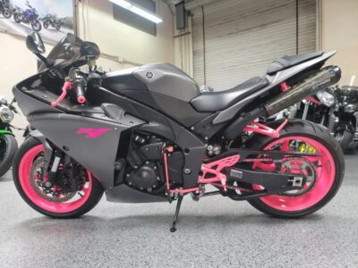 2013 Yamaha R1 Crossplane
