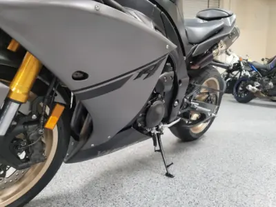 2014 Yamaha R1 Crossplane