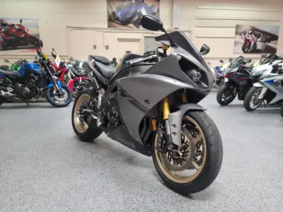 2014 Yamaha R1 Crossplane