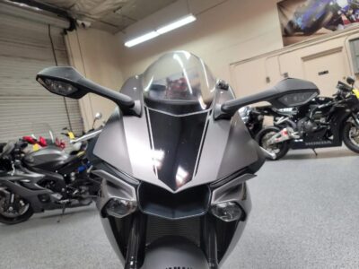 2016 Yamaha R1