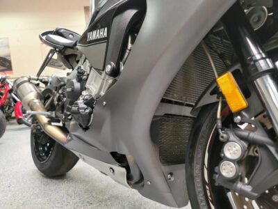 2016 Yamaha R1