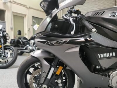 2016 Yamaha R1