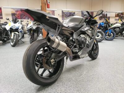 2016 Yamaha R1