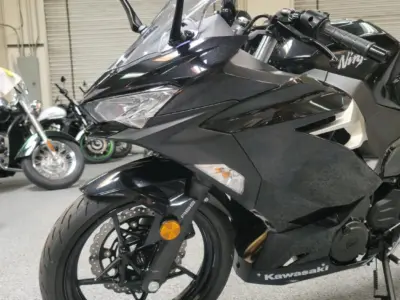 2018 Kawasaki Ninja 400 ABS (13 MILES)