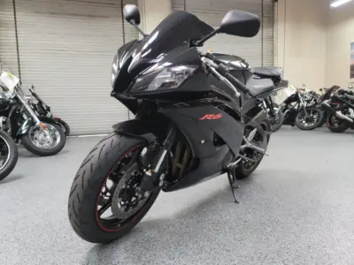 2011 Yamaha R6