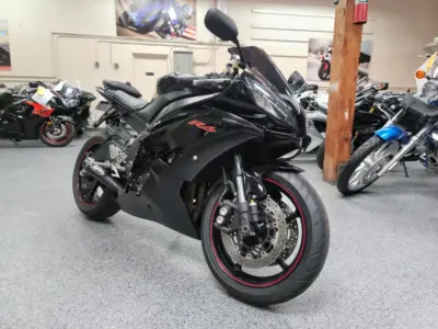 2011 Yamaha R6