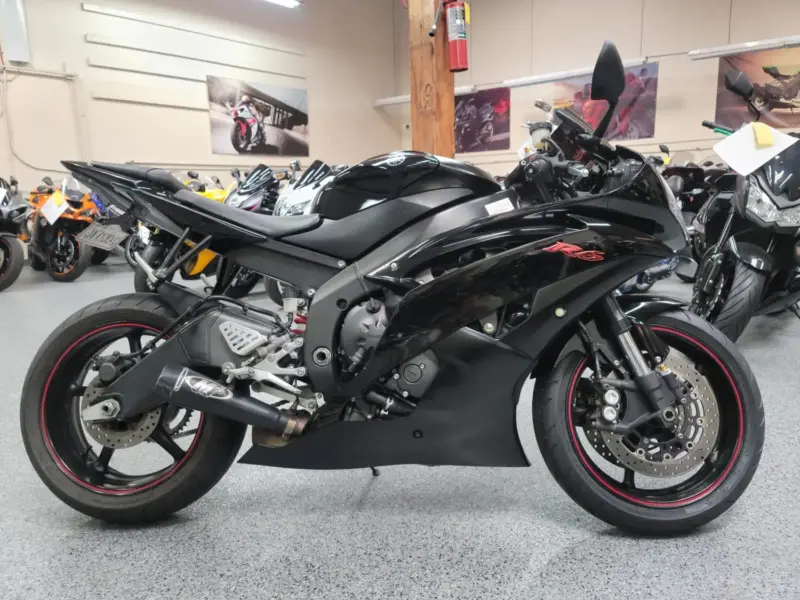 2011 Yamaha R6