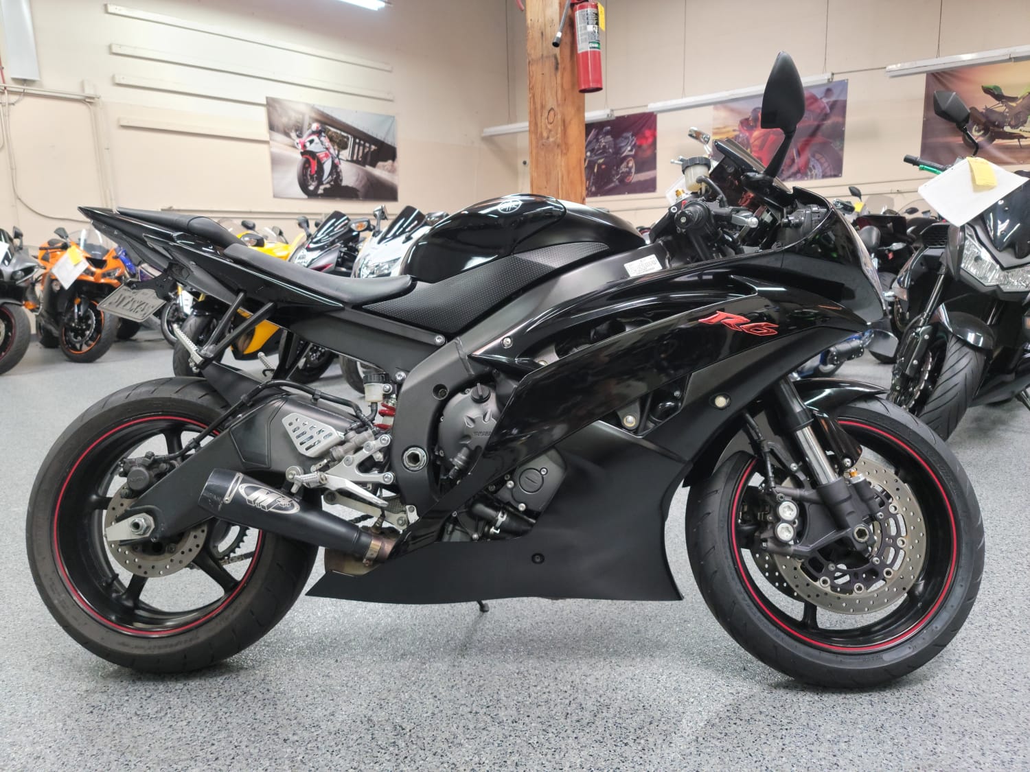 2011 Yamaha R6 | AK Motors