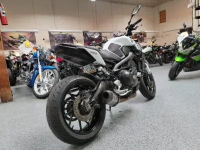 2017 Yamaha FZ09 FZ-09 ABS