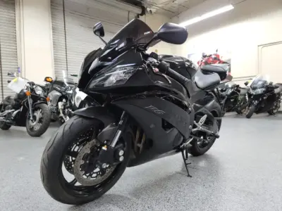 2011 Yamaha R6