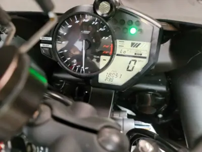 2014 Yamaha R1 Crossplane