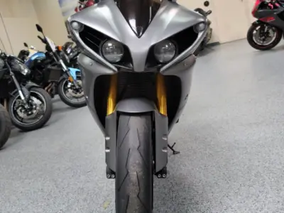 2014 Yamaha R1 Crossplane