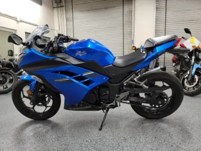 2017 Kawasaki Ninja 300 ABS