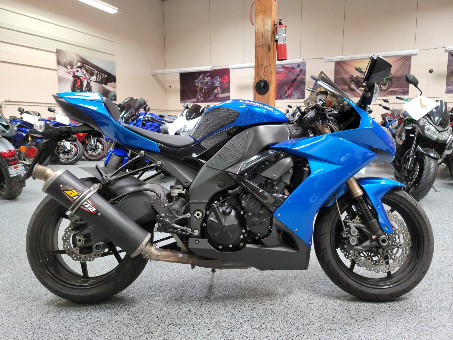 2008 Kawasaki Ninja ZX10R - AK Motors