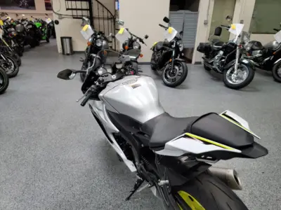 2017 Yamaha R6
