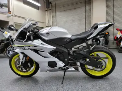 2017 Yamaha R6
