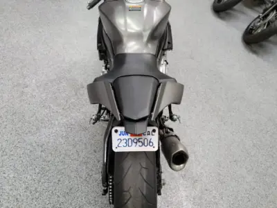 2016 Yamaha R1