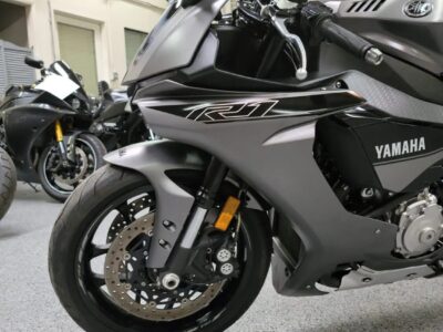 2016 Yamaha R1