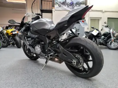 2016 Yamaha R1