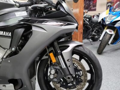 2016 Yamaha R1