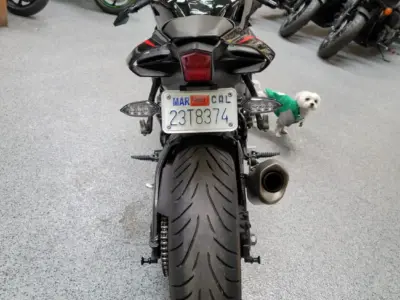 2017 Yamaha R1