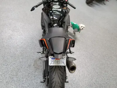 2017 Yamaha R1