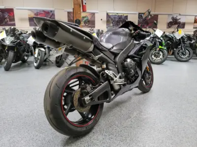 2007 Yamaha R1