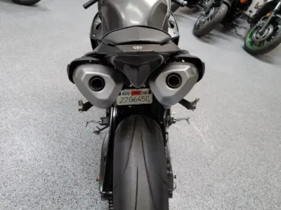 2014 Yamaha R1 Crossplane